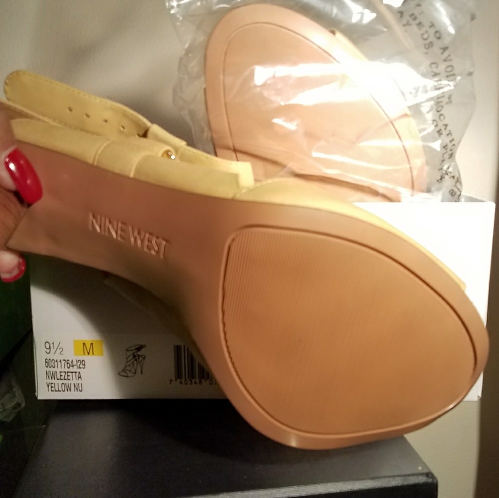 Shoes - Picture 2 of 3